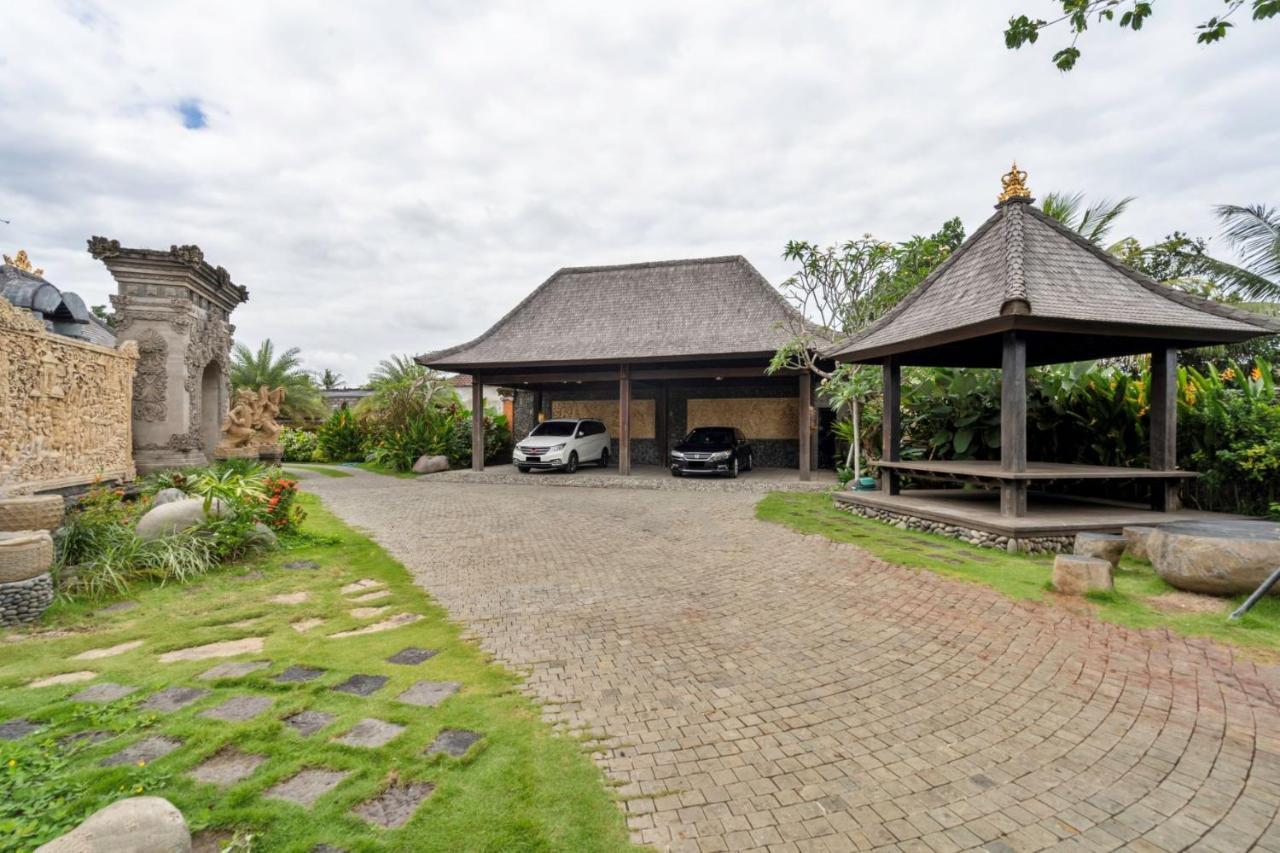 Royal Roco Villa Танах Лот Экстерьер фото
